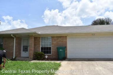 Main picture of 306 E Cherokee Dr
