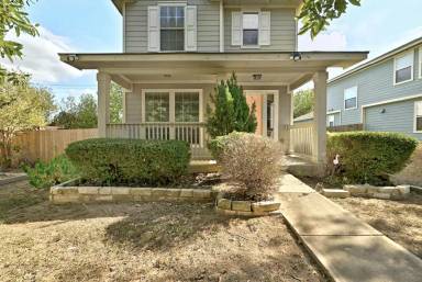 Main picture of 2415 Melissa Oaks Ln