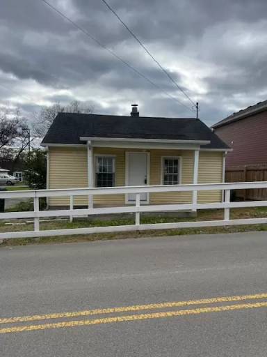 Main picture of 206 W Forrest Ave