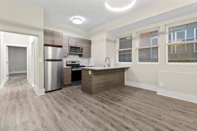 Main picture of 1924 Spruce St