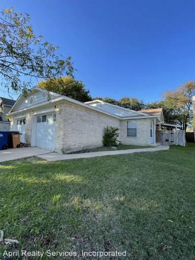Main picture of 2614 Gwendolyn Ln
