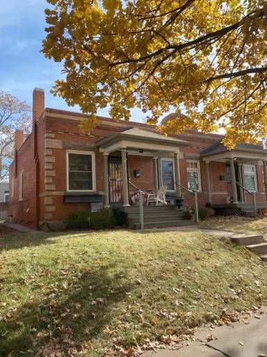 Main picture of 1784 S Sherman St