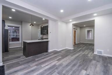 Main picture of 2158 Murray Hill Rd