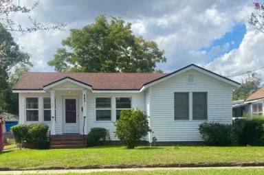 Main picture of 810 Mackinaw St