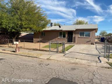 Main picture of 2126 E Irene Vis