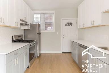 Main picture of 4837 N Wolcott Ave