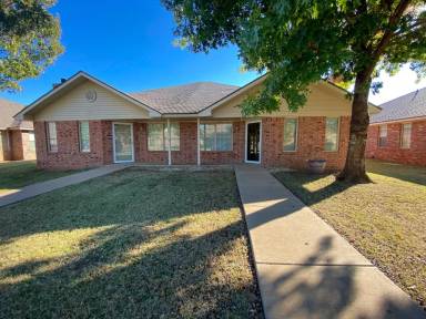 Main picture of 3209 110th St