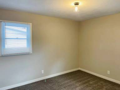 Main picture of 2640 Burlington Ave
