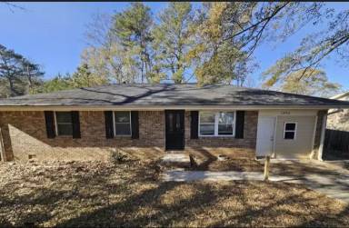 Main picture of 1552 Colony East Cir