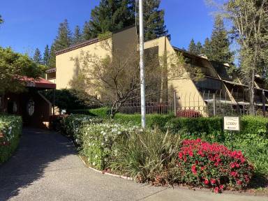 Main picture of 200 P St