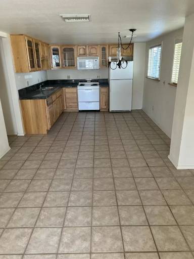 Main picture of 3200 Pflum Ln