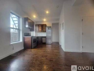 Main picture of 154-56 Adelphi Apartments