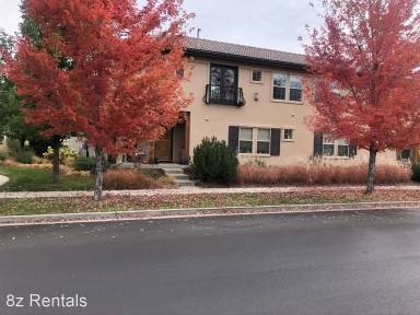 Main picture of 2252 Valentia St