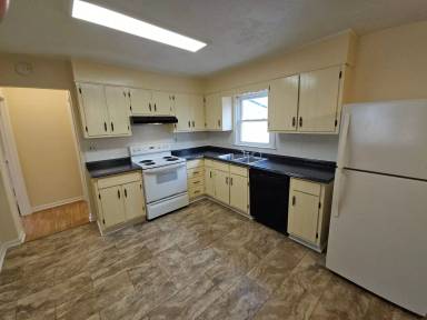 Main picture of 6289 Sweetbriar Dr SW