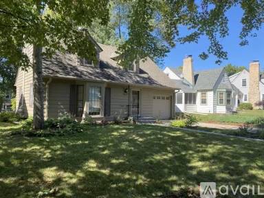 Main picture of 2816 Quentin Ave