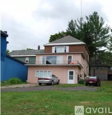 Main picture of 603 W Houghton Ave