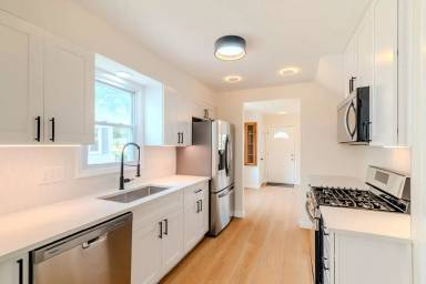 Main picture of 4709 Mankato Ave