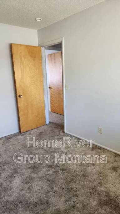 Main picture of 4780 23rd Ave