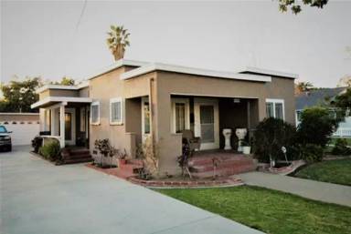 Main picture of 264 N Center St
