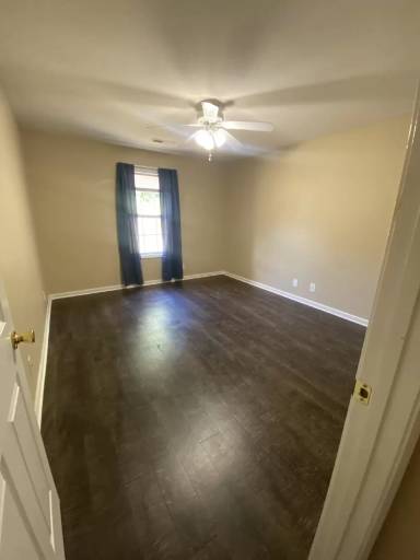 Main picture of 280 Executive Ave
