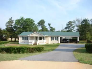 Main picture of 1353 Hull Rd