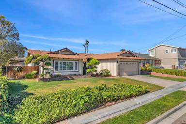 Main picture of 966 Nolan Way