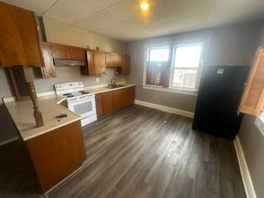 Main picture of 2301 S 11th St