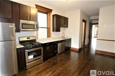 Main picture of 2523 N California Ave