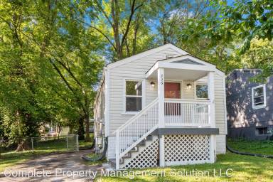Main picture of 236 Buddie Ave