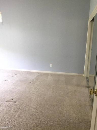 Main picture of 734 Swallowtail Ct
