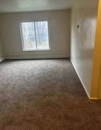 Main picture of 1866 6th St NE