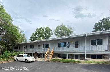 Main picture of 4300 Edison Cir