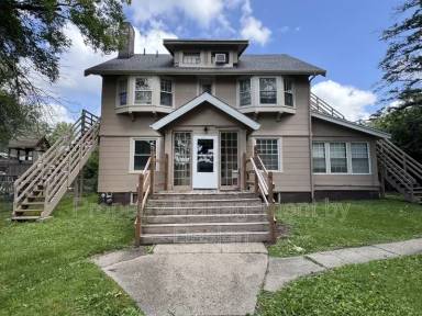 Main picture of 2931 Kingman Blvd