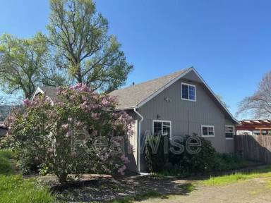 Main picture of 1296 NW Keasey St Roseburg, OR 97471