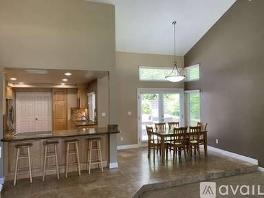 Main picture of 4603 Telescope Ave