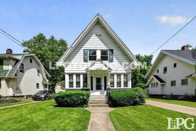 Main picture of 3822 Lockwood Ave