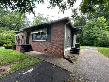 Main picture of 3627 Croft Pl NW