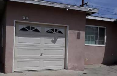 Main picture of 4433 Triggs St