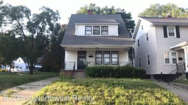 Main picture of 2042 Southmoor Dr