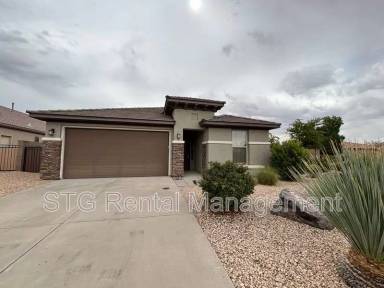 Main picture of 960 N Silver Lode Ave