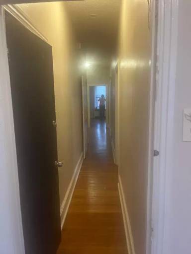 Main picture of 437 E Girard Ave