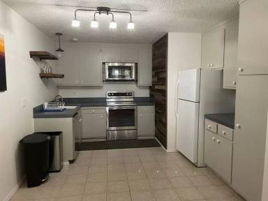 Main picture of 1281 Bonanza Ave