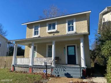 Main picture of 2818 Fendall Ave