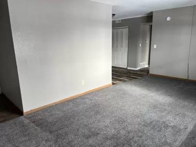 Main picture of 1111 Grooms St