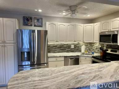 Main picture of 1151 Pine Ridge Cir W