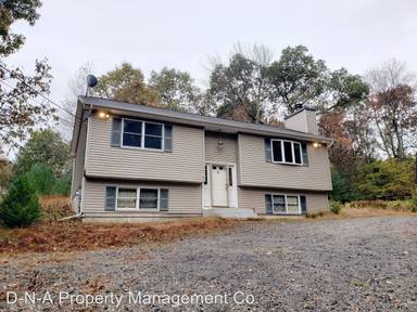 Main picture of 520 Wooddale Rd