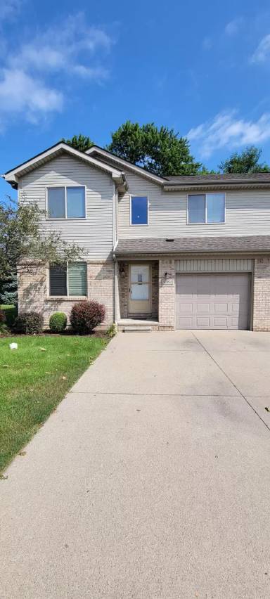 Main picture of 3283 E 11 Mile Rd