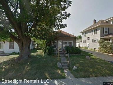 Main picture of 1111 N Wabash Ave