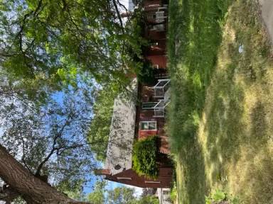 Main picture of 4813 Madison St