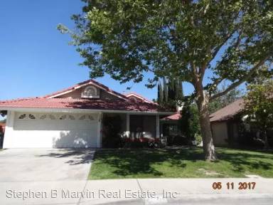 Main picture of 43502 Yew St